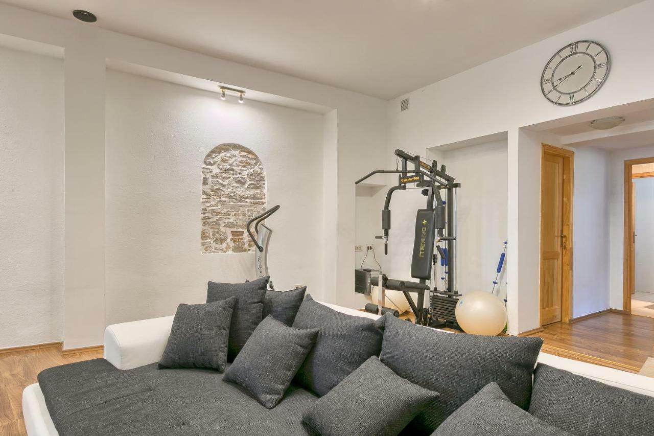 Wellness Apartman Kaiser Pula Eksteriør billede